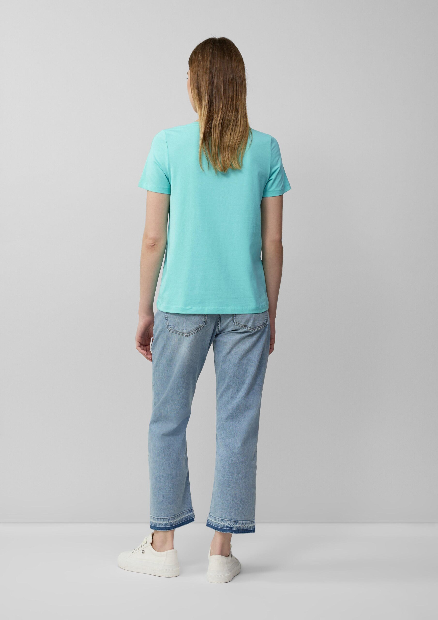 T-Shirt mit V-Ausschnitt