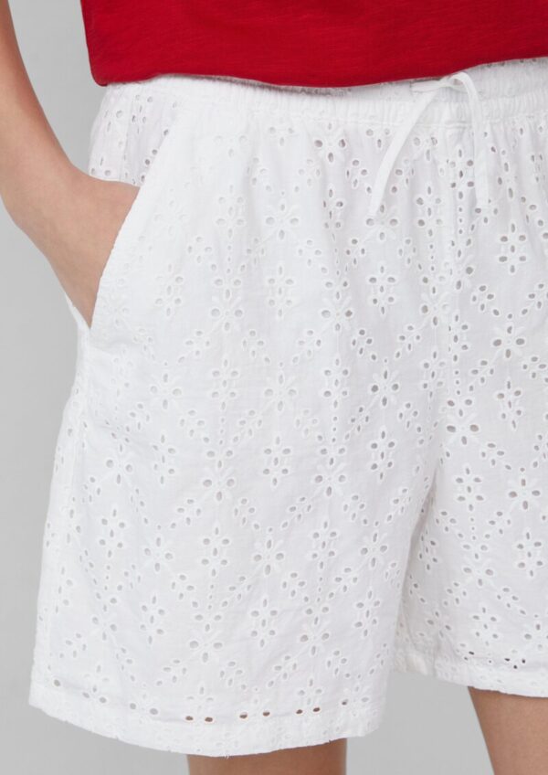 Shorts mit Wide Leg und Lochstickerei