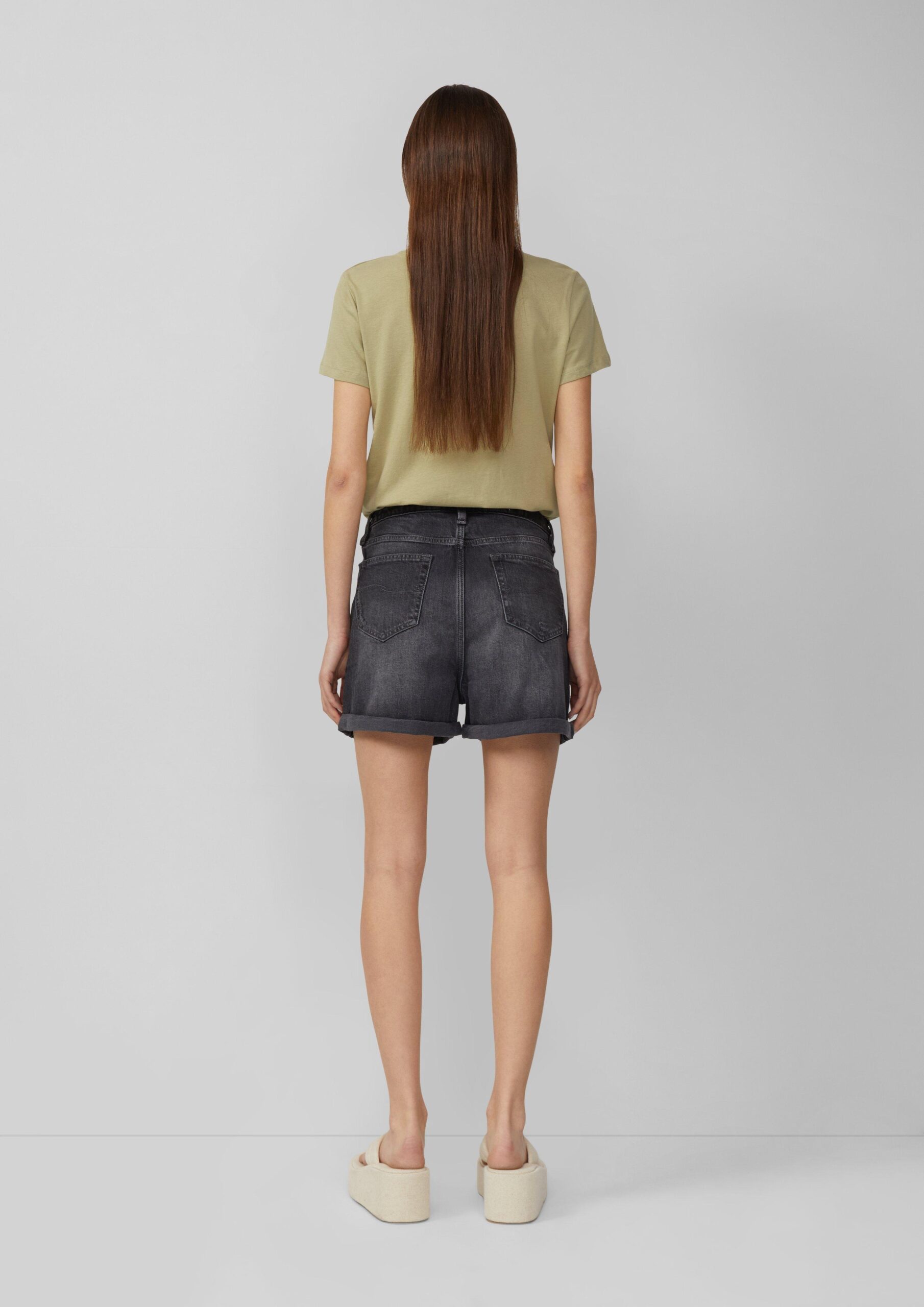 Jeans Mom / Relaxed Fit / High Rise