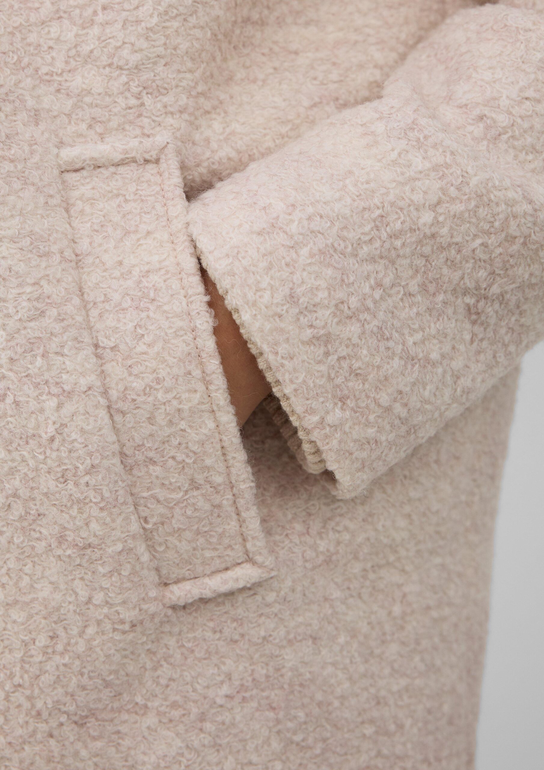 Bouclé-Jacke aus Wollmix mit Kapuze