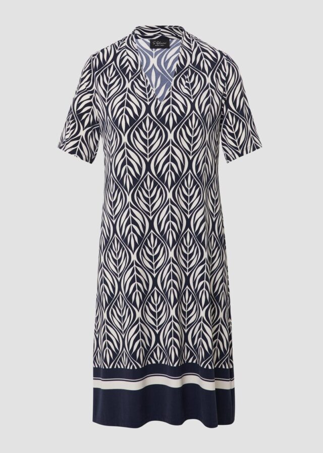 Kurzes Jerseykleid mit V-Ausschnitt