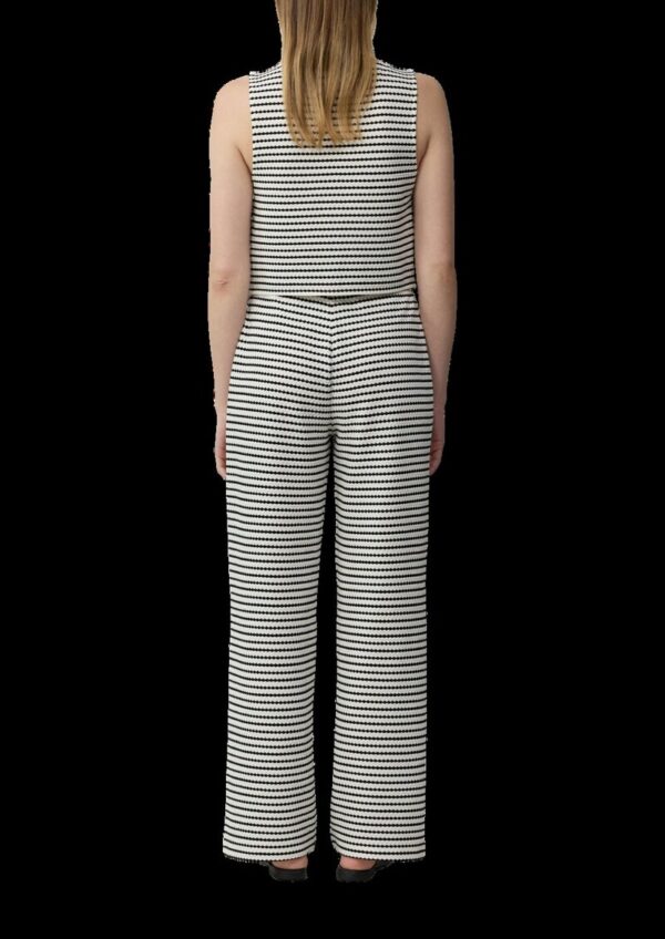 Weste mit Strukturstreifen