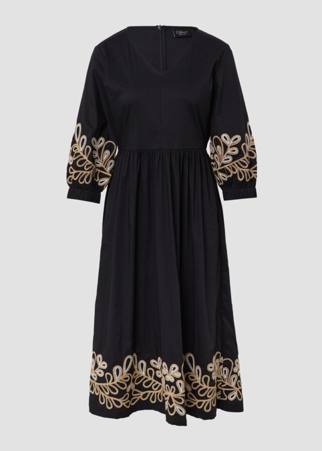 Popeline-Kleid mit Stickereien