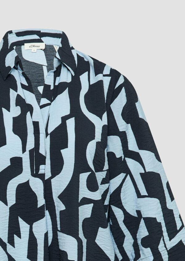 Strukturiertes Kleid aus Viskosemix mit Eingrifftaschen