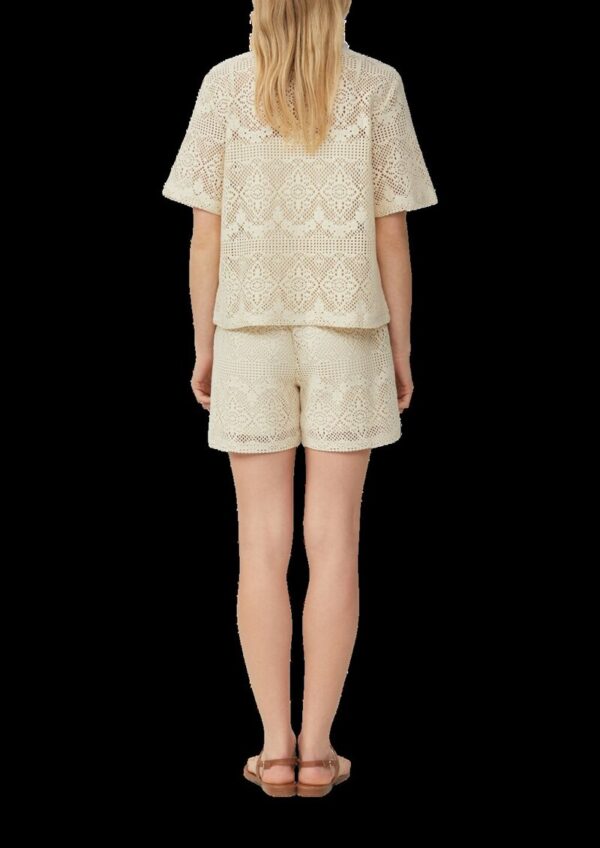 Leicht transparentes Shirt aus Häkelspitze