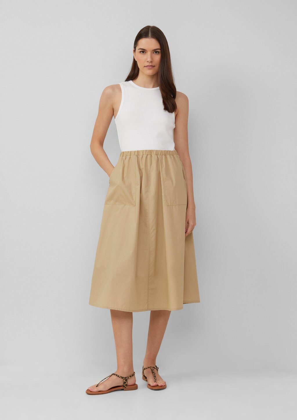 Ärmelloses Midikleid im Fabricmix