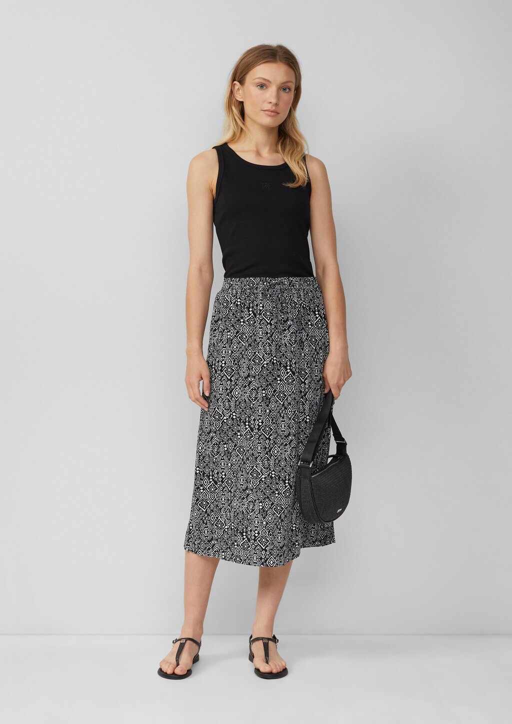 Midi-Rock aus Viskose mit Eingrifftaschen und Tunnelzug