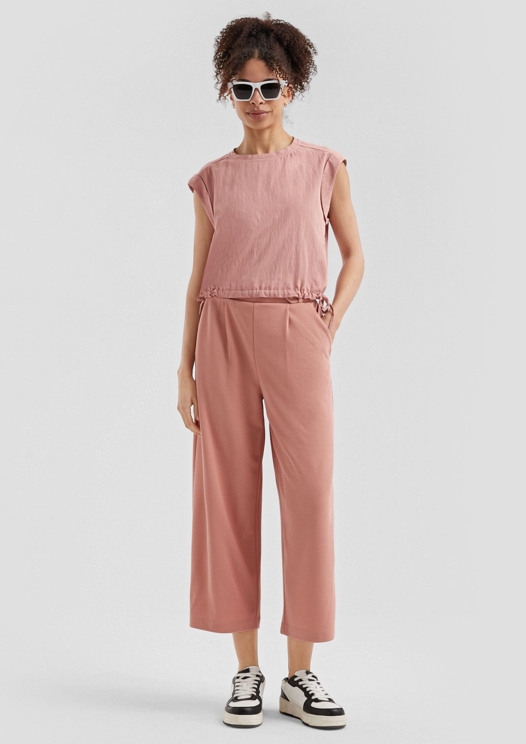 Verkürztes Blusentop mit Tunnelzug