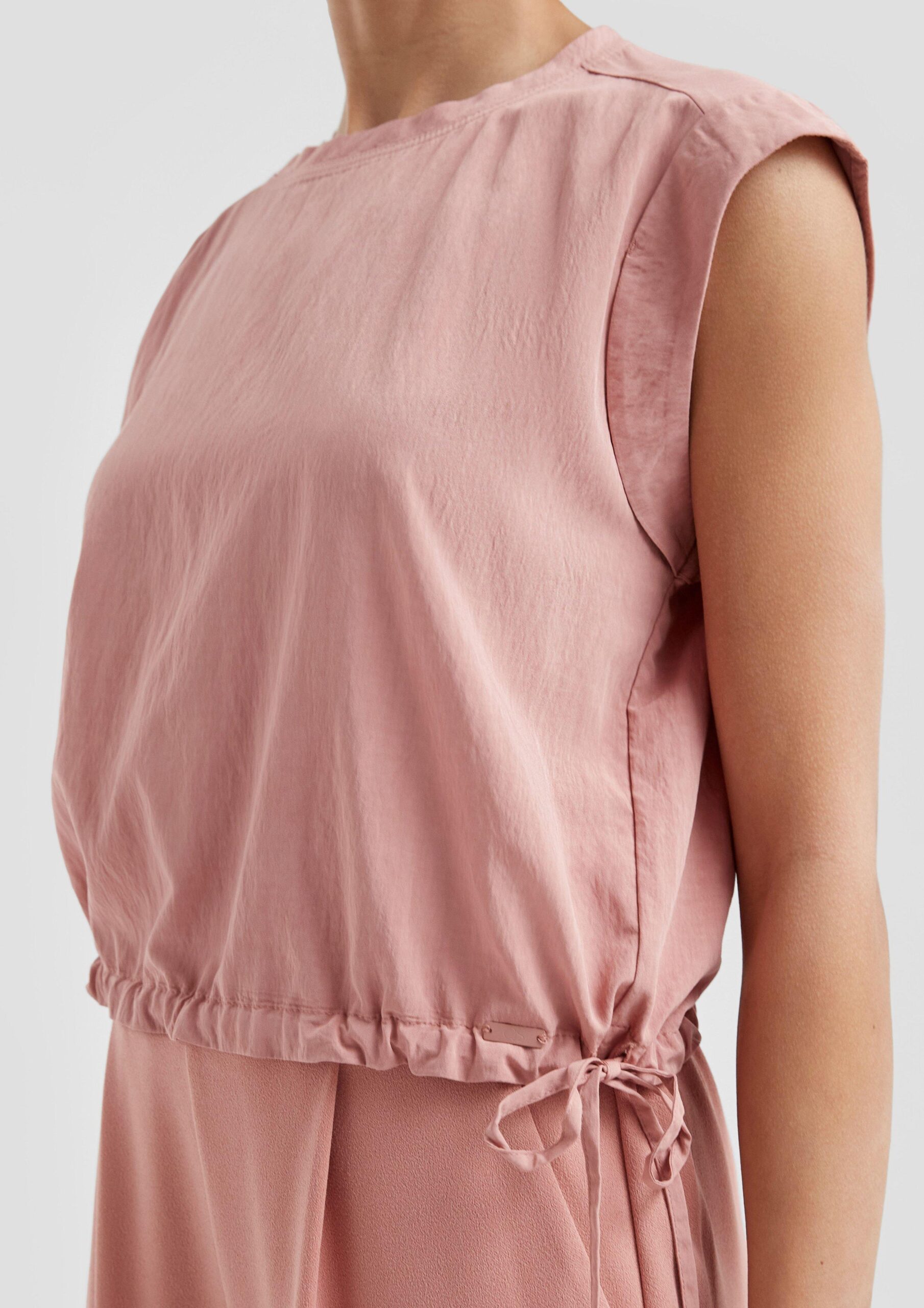 Verkürztes Blusentop mit Tunnelzug