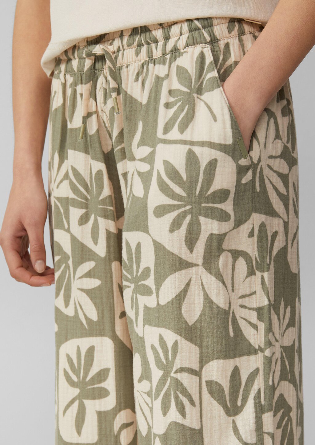 Wide-Leg-Hose aus Musselin