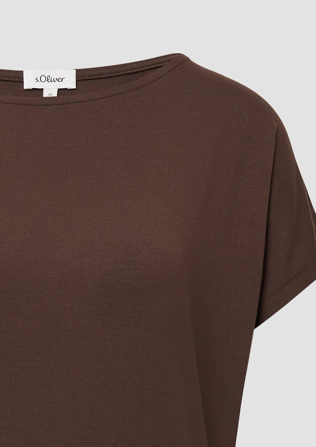 Fließendes Jersey-Shirt mit überschnittenen Schultern