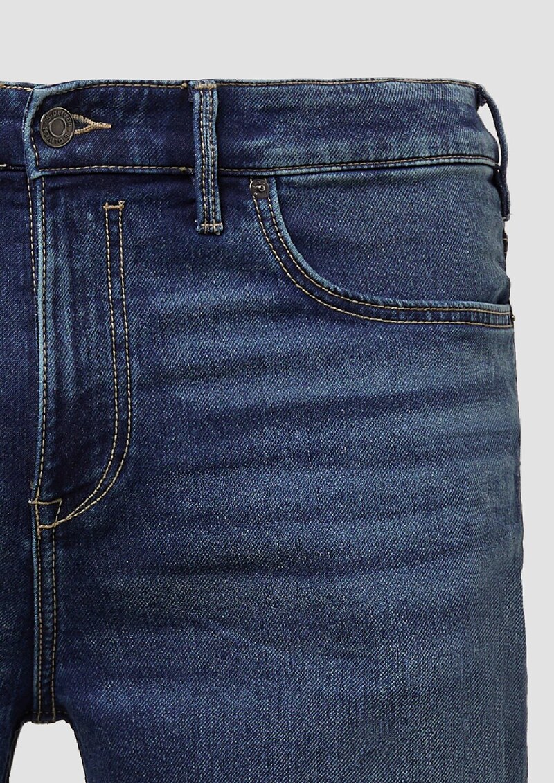 Jeans-Shorts / Regular Fit / Mid Rise / Straight Leg