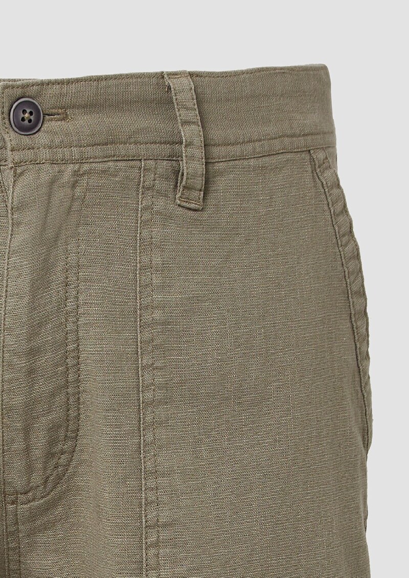 Leinenmix-Bermuda im Relaxed Fit