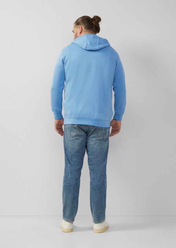 Strukturierter Hoodie mit Druckknöpfen und Kängurutasche