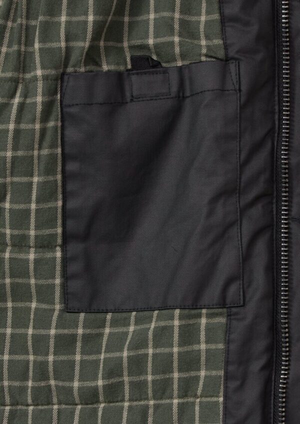 Beschichtete Jacke mit modischem Kordkragen