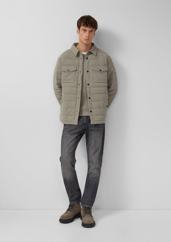 Gestepptes Cord-Overshirt mit aufgesetzten Taschen