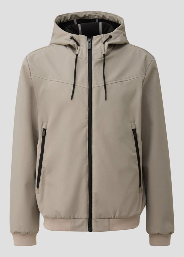 Softshelljacke mit Reißverschlusstaschen