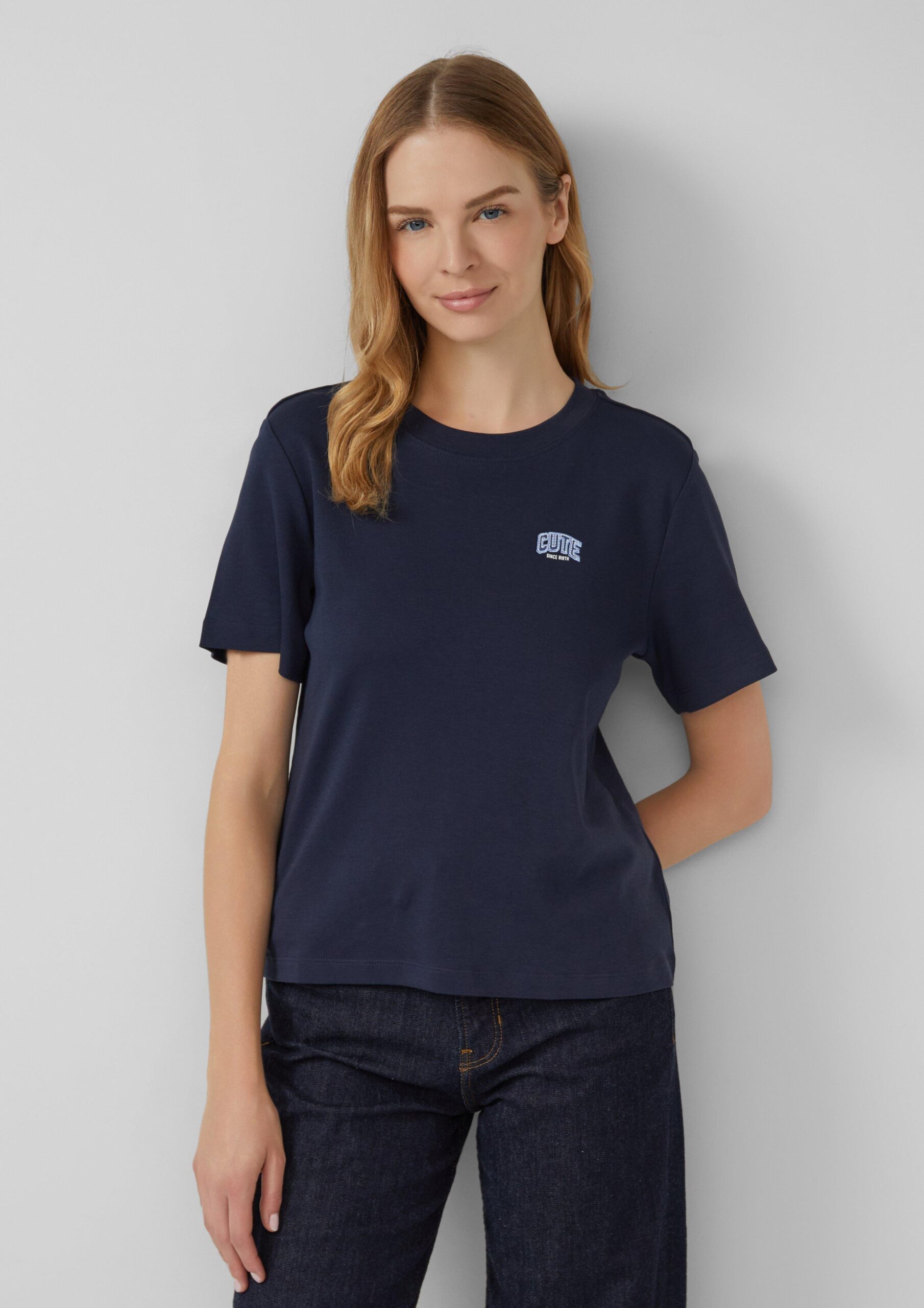 T-Shirt aus Interlockjersey mit kleinem Patch