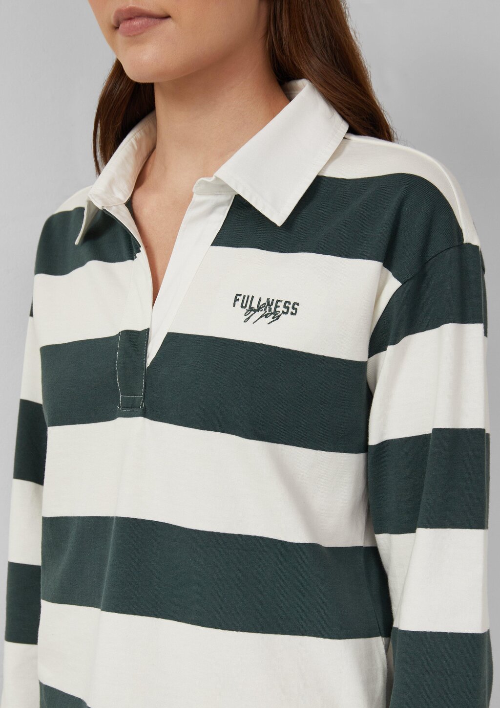 Shirt im Polo-Stil mit Stickerei