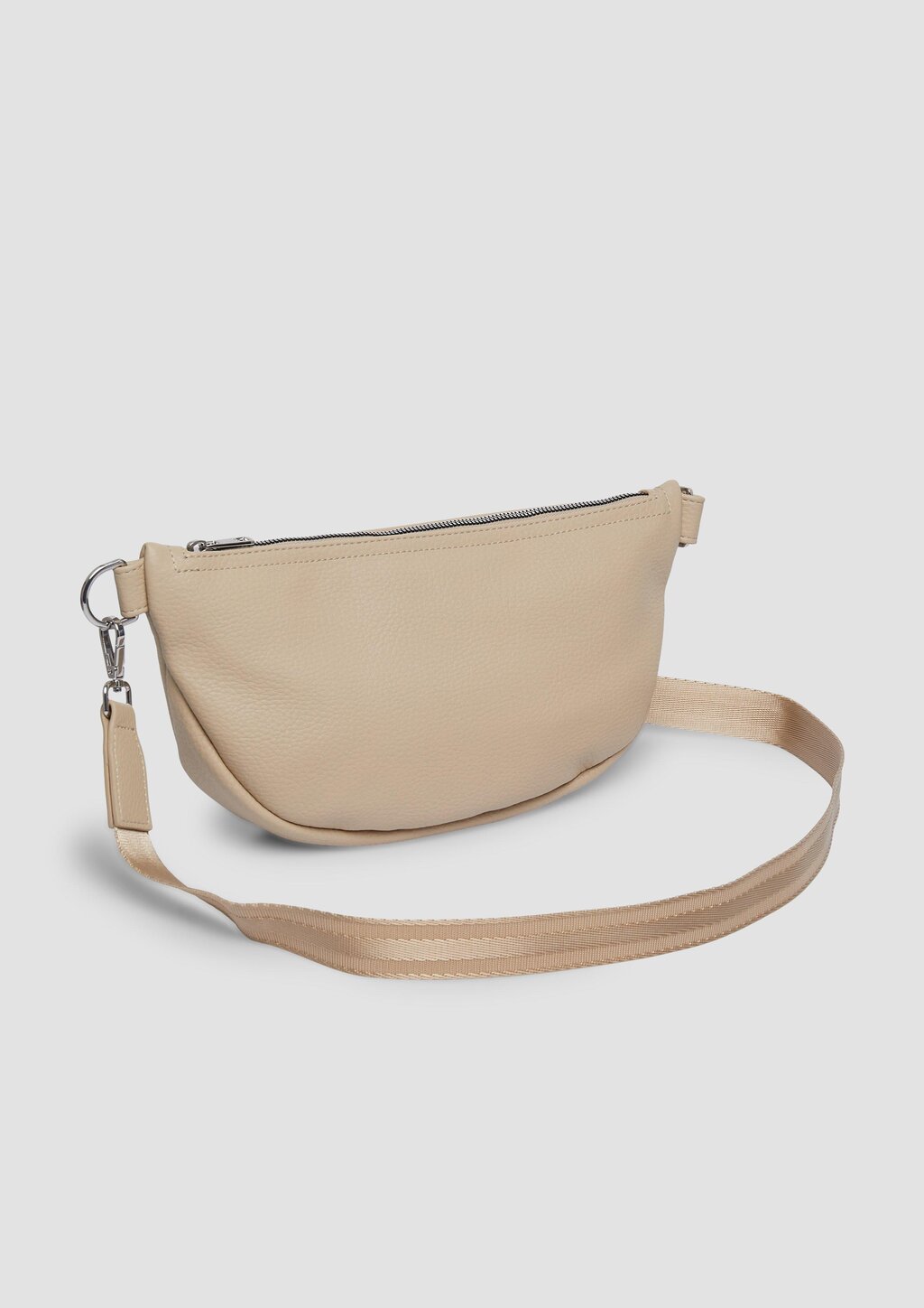 Crossbody-Bag mit Leo-Lining
