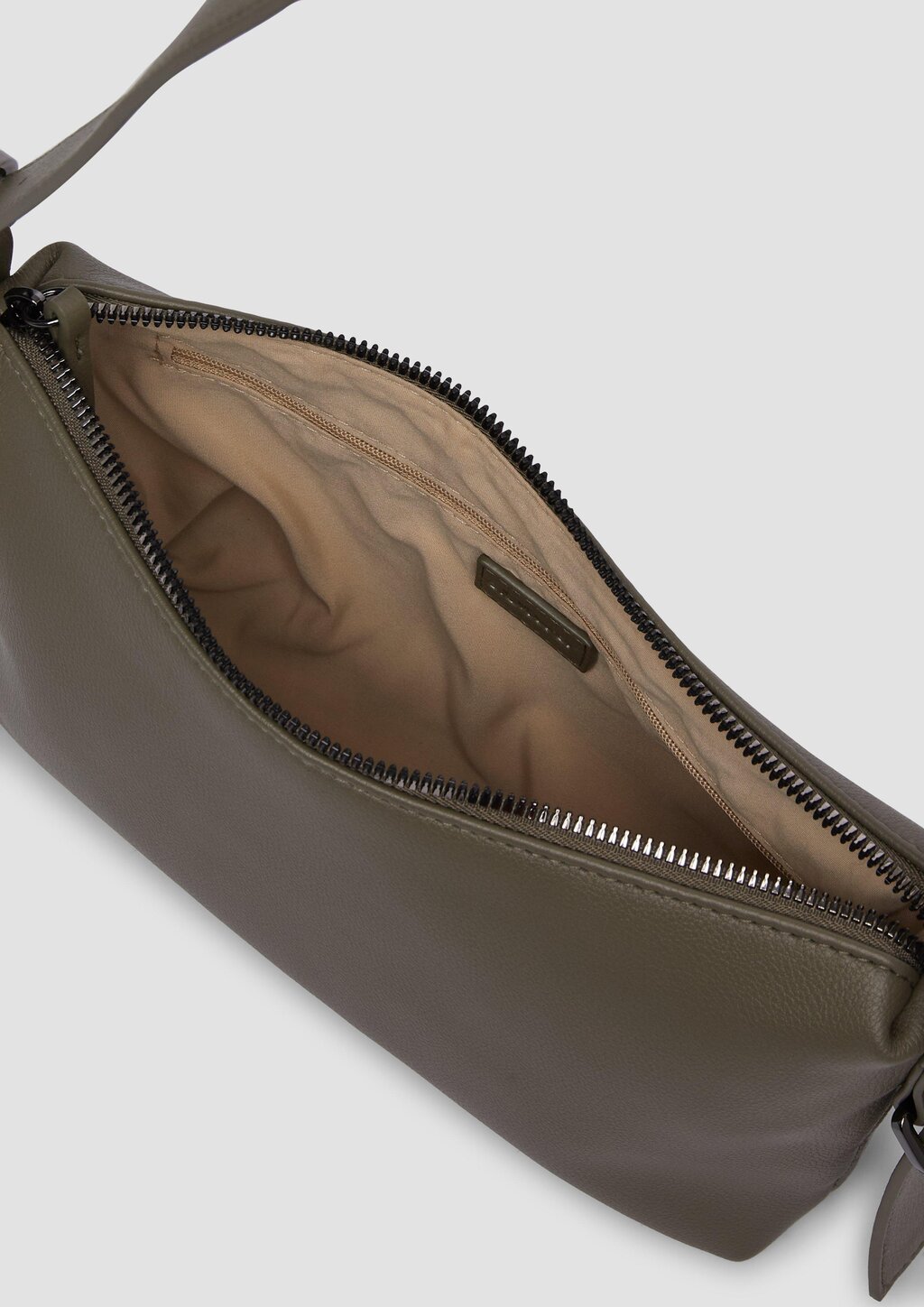 Schultertasche in Leder-Optik mit längenverstellbarem Gurt und Reißverschlussfach