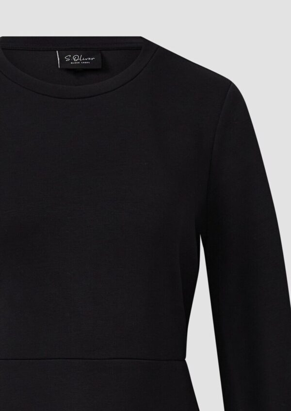 Ausgestelltes Scuba-Kleid mit 3/4-Ärmeln