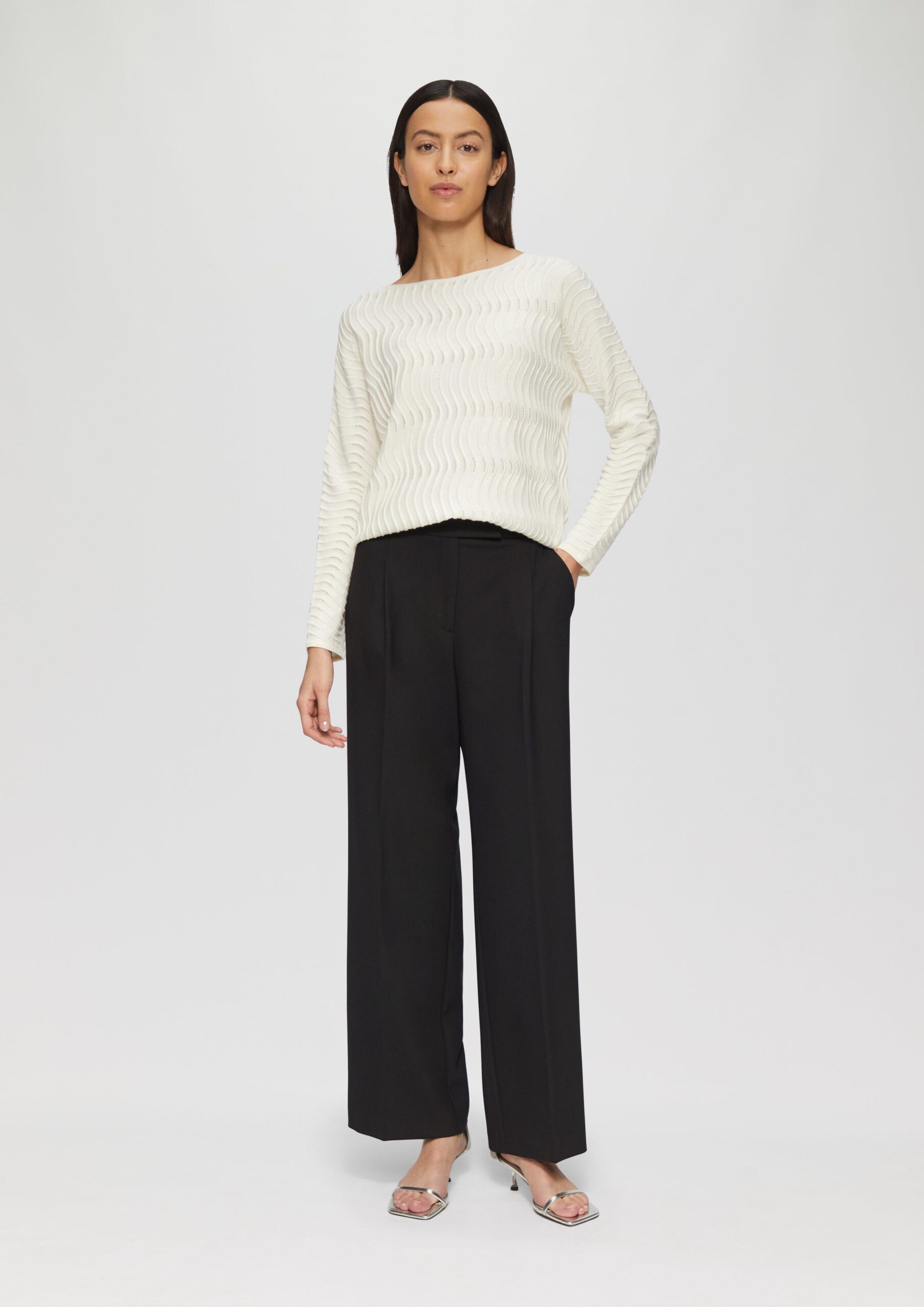 Hose aus Viskosemix mit Bundfalten