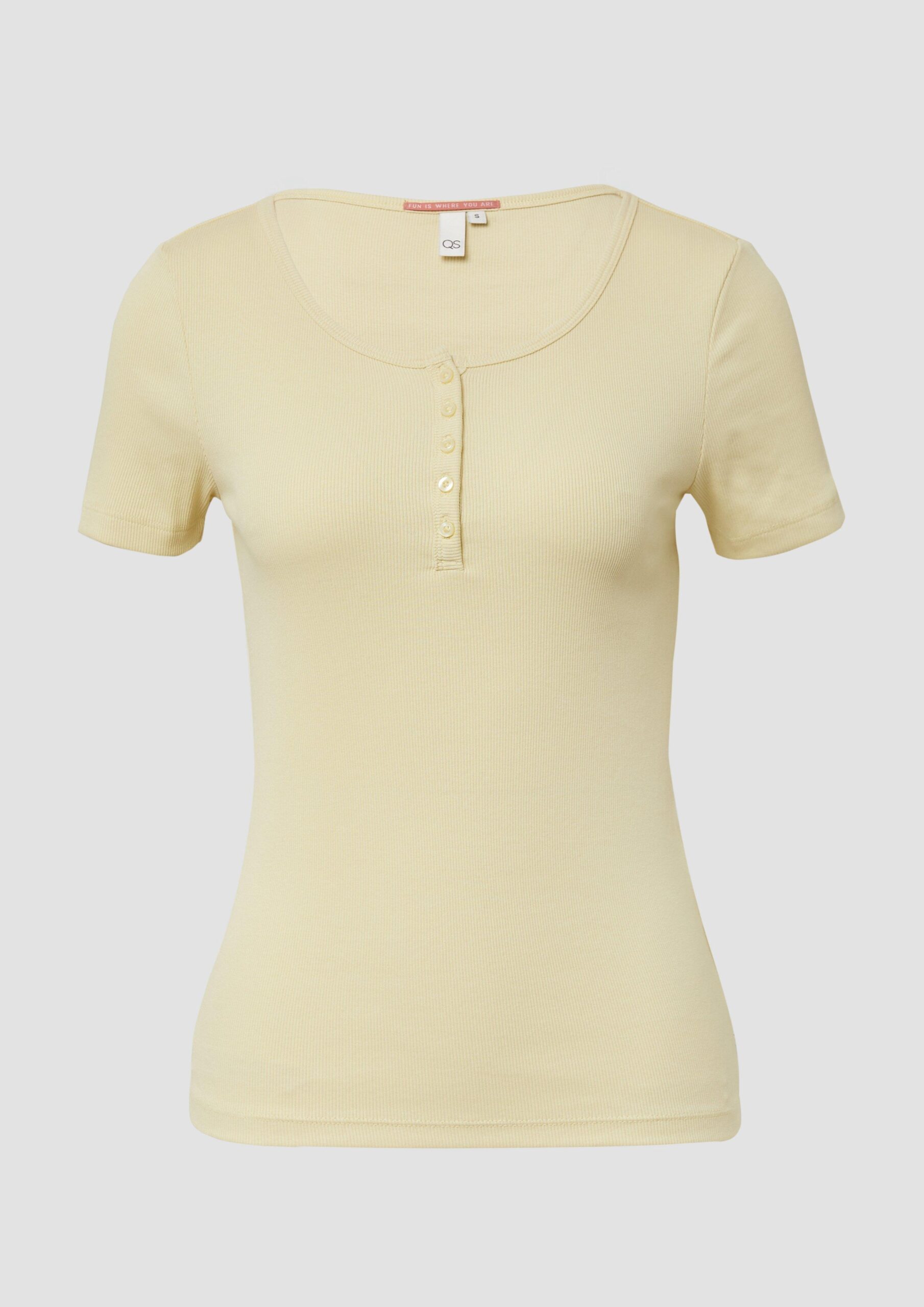 Geripptes T-Shirt mit Knopfleiste