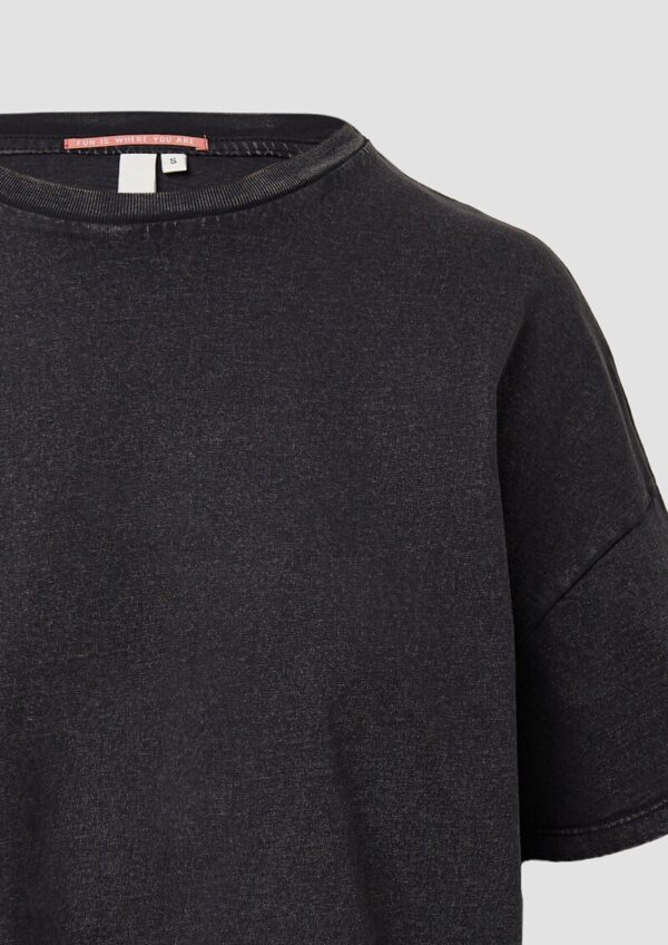 Gewaschenes T-Shirt mit Backprint