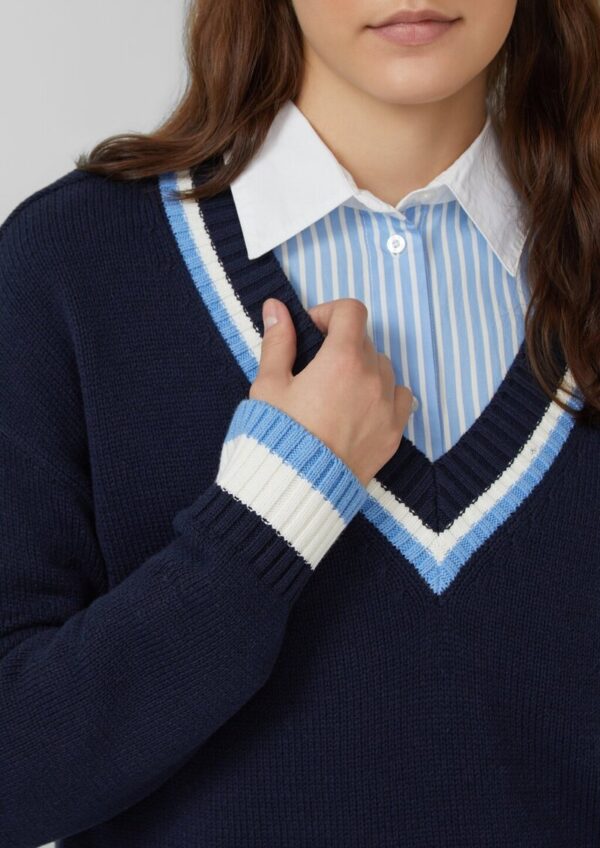 Strickpullover aus Baumwollmix mit tiefem V-Ausschnitt