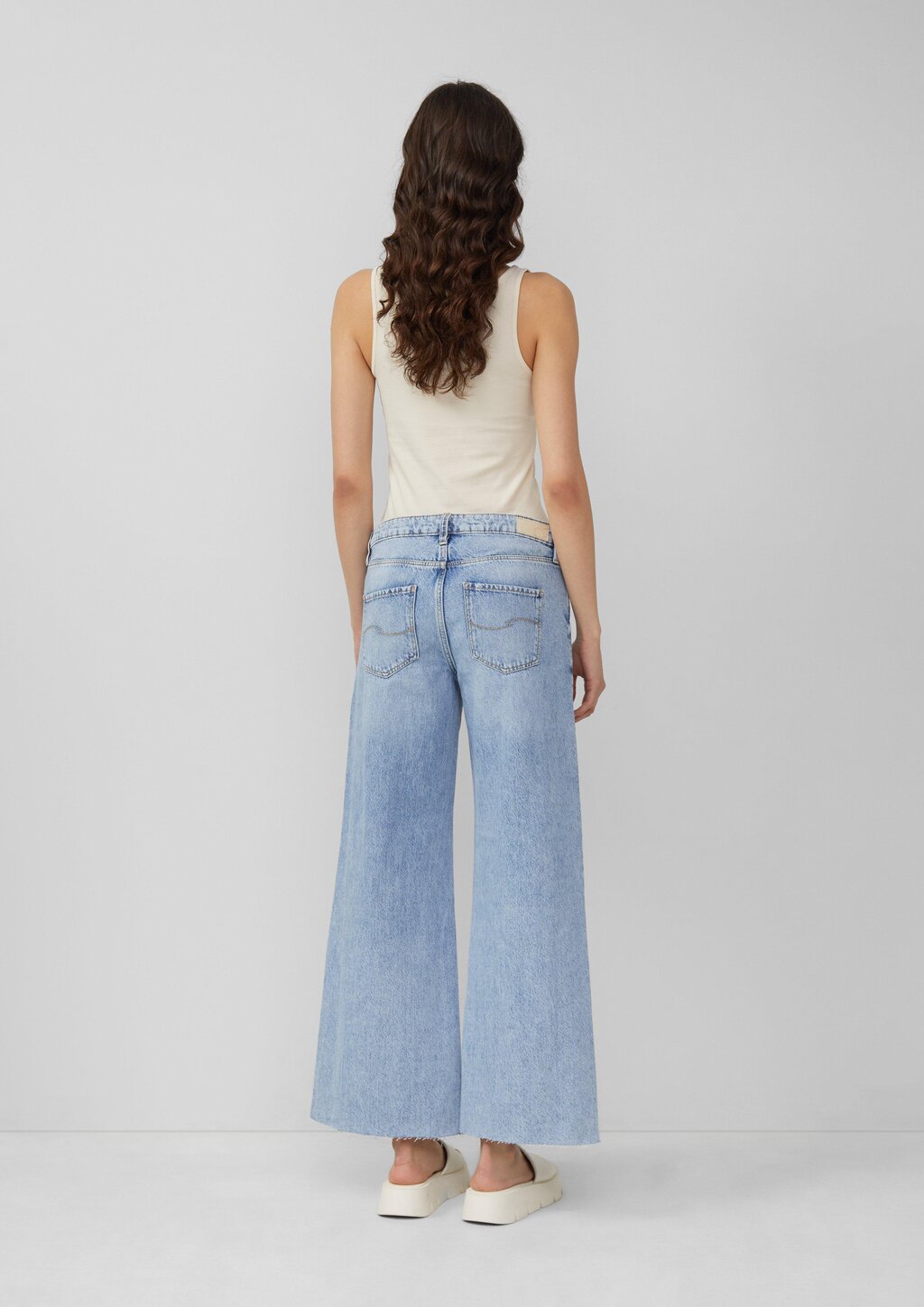 Elastisches Tanktop im Slim Fit