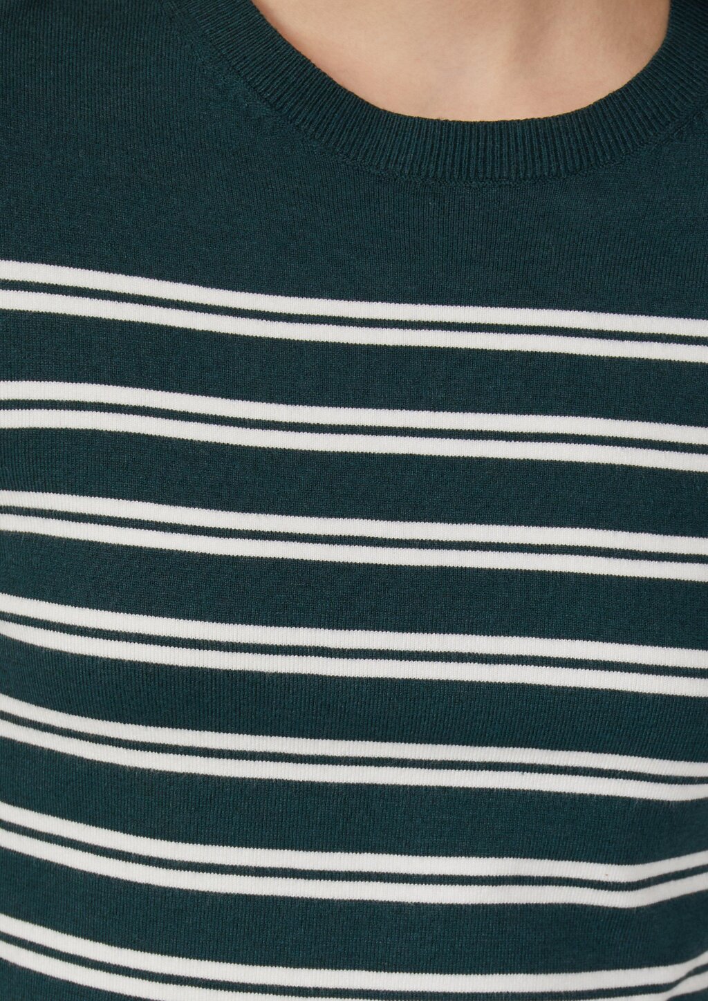 Kurzarm-Strickpullover aus Viskosemix