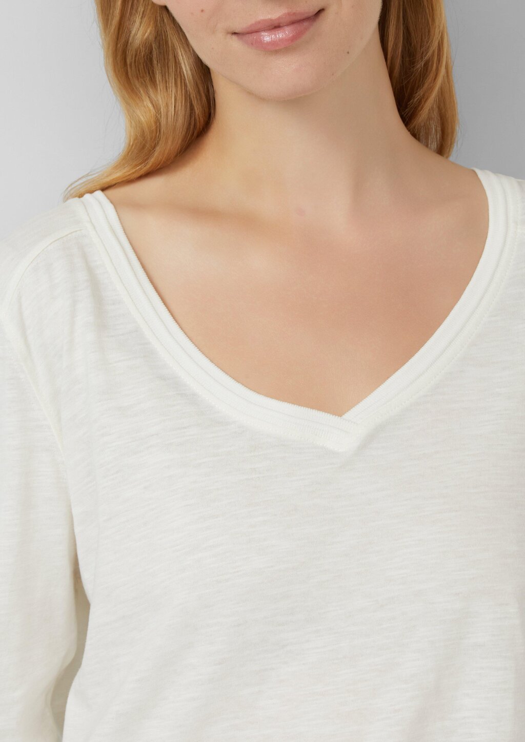 3/4-Armshirt aus Baumwoll-Flammgarn mit tiefem V-Ausschnitt