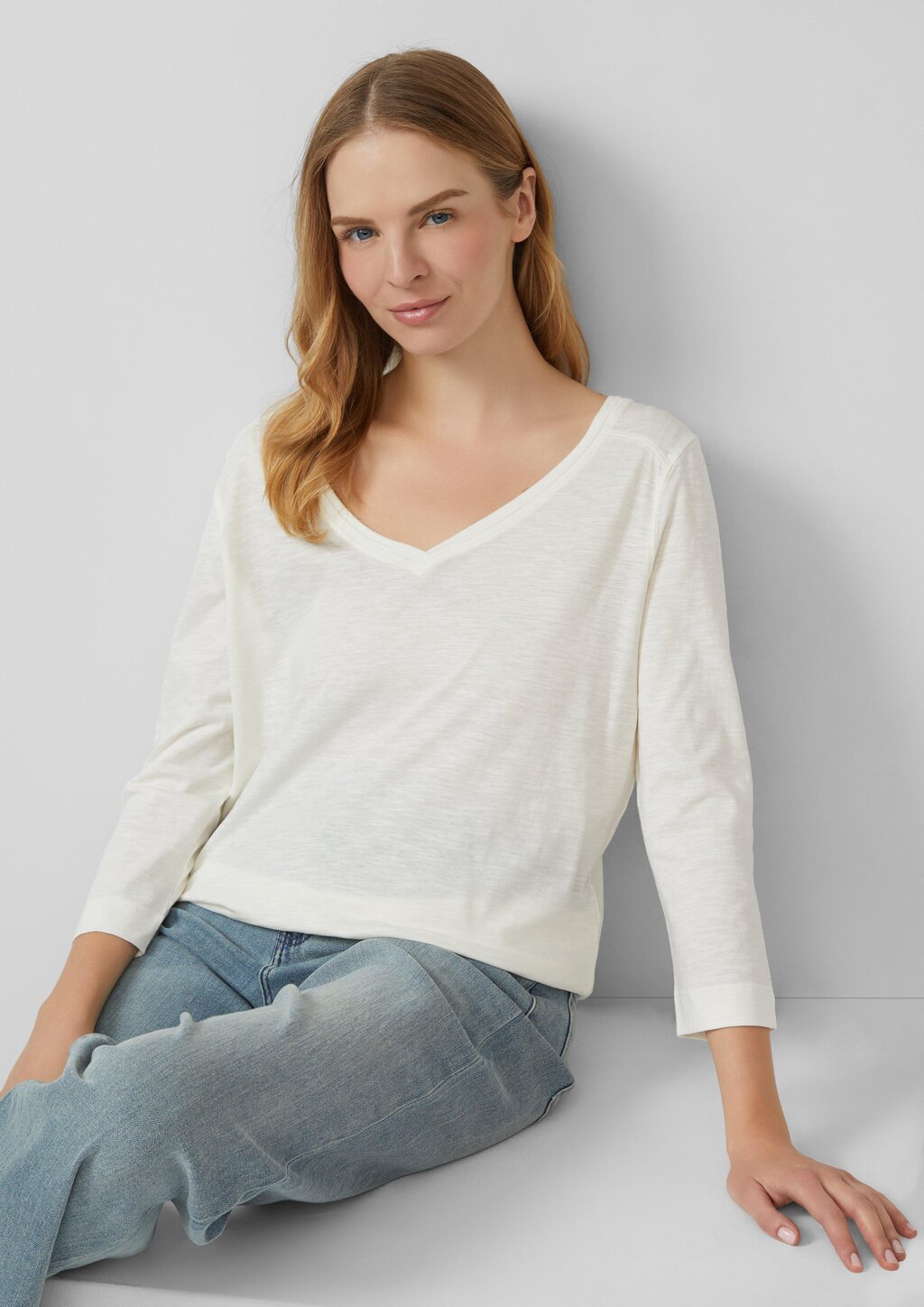 3/4-Armshirt aus Baumwoll-Flammgarn mit tiefem V-Ausschnitt