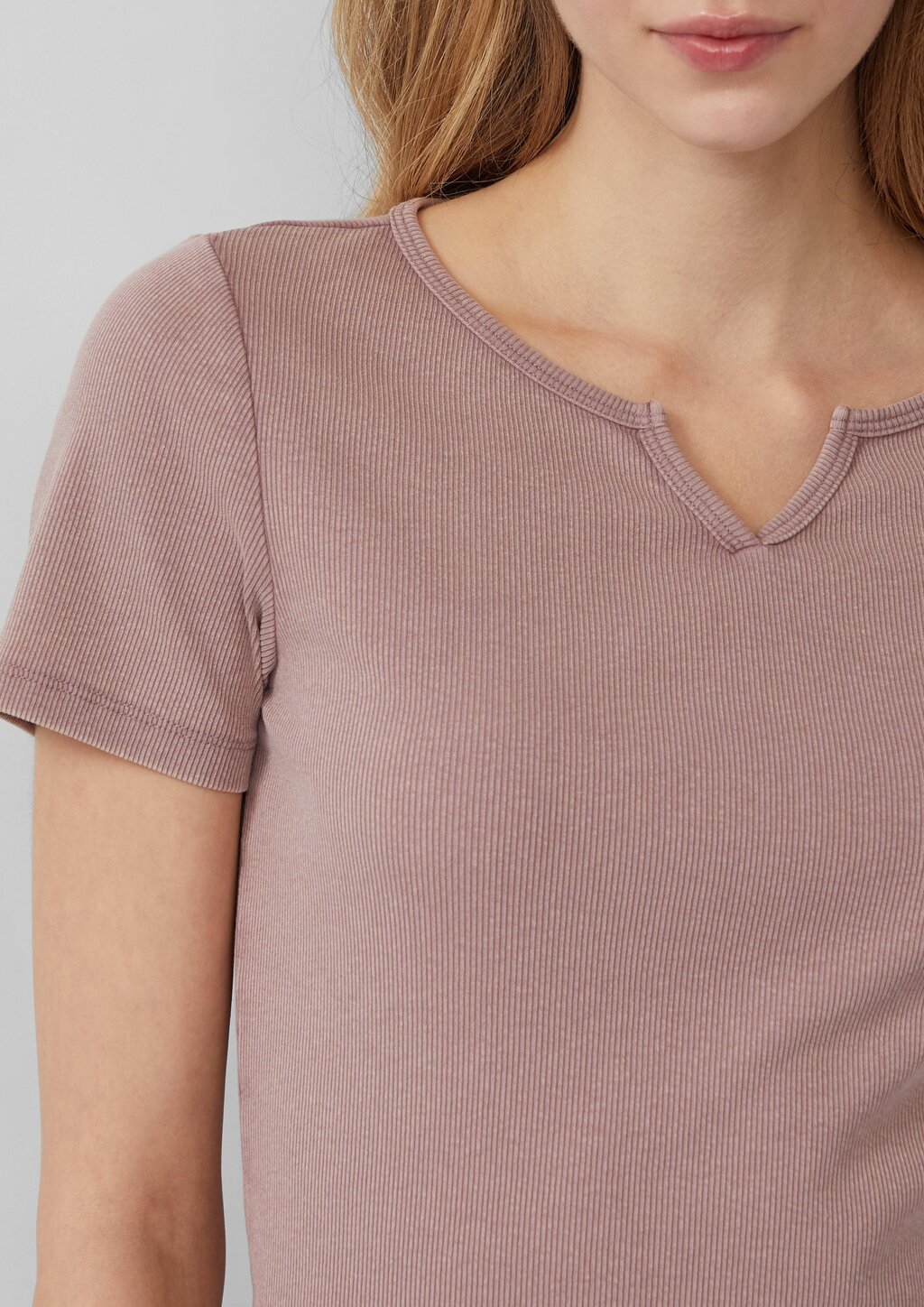 Gewaschenes Ripp-Shirt im Slim Fit