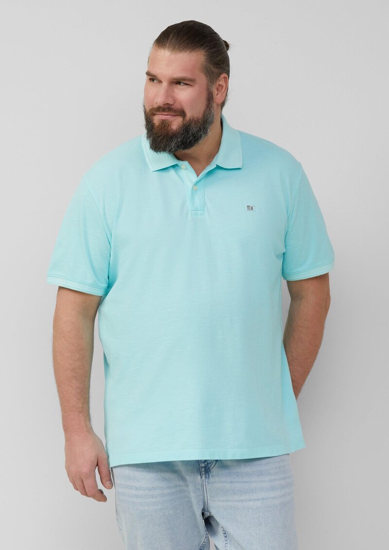 Poloshirt mit kleinem Labelpatch