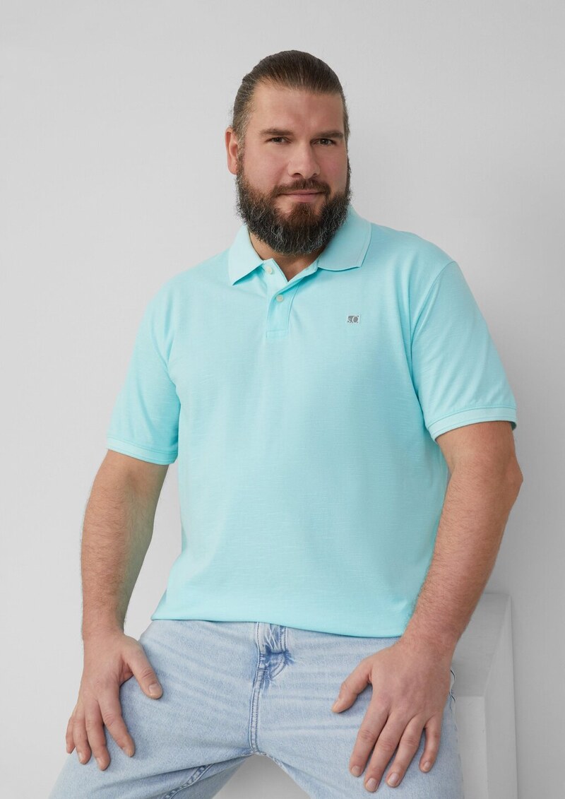 Poloshirt mit kleinem Labelpatch