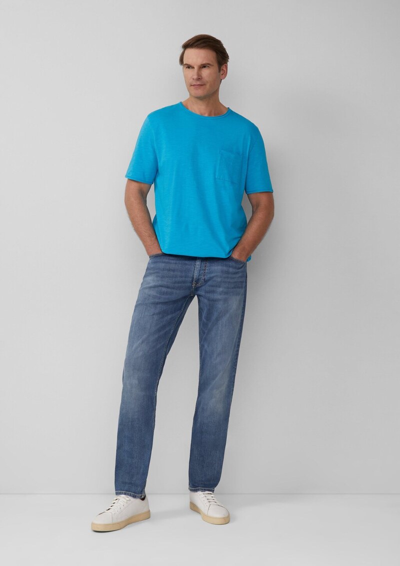 Flammgarn-T-Shirt mit Brusttasche und offenen Kanten