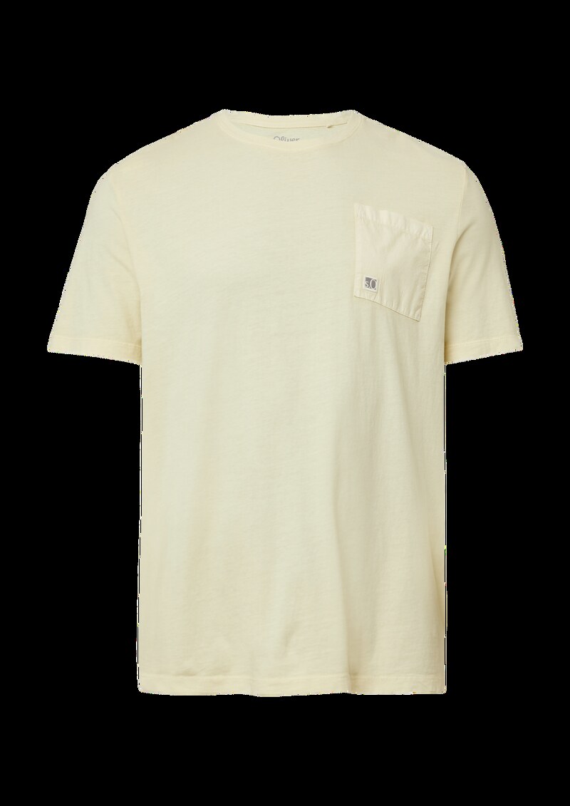 T-Shirt mit Brusttasche und Garment Dye