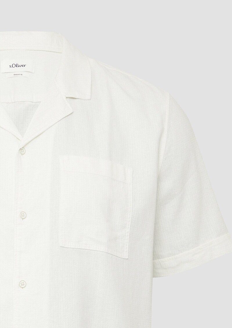 Resort Fit: Strukturiertes Kurzarmhemd aus Leinenmix