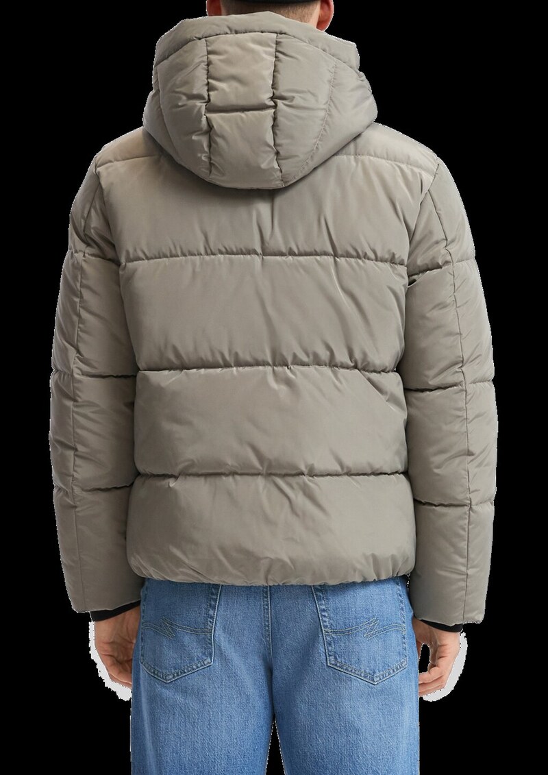 Sportive Pufferjacke mit Reißverschlusstaschen