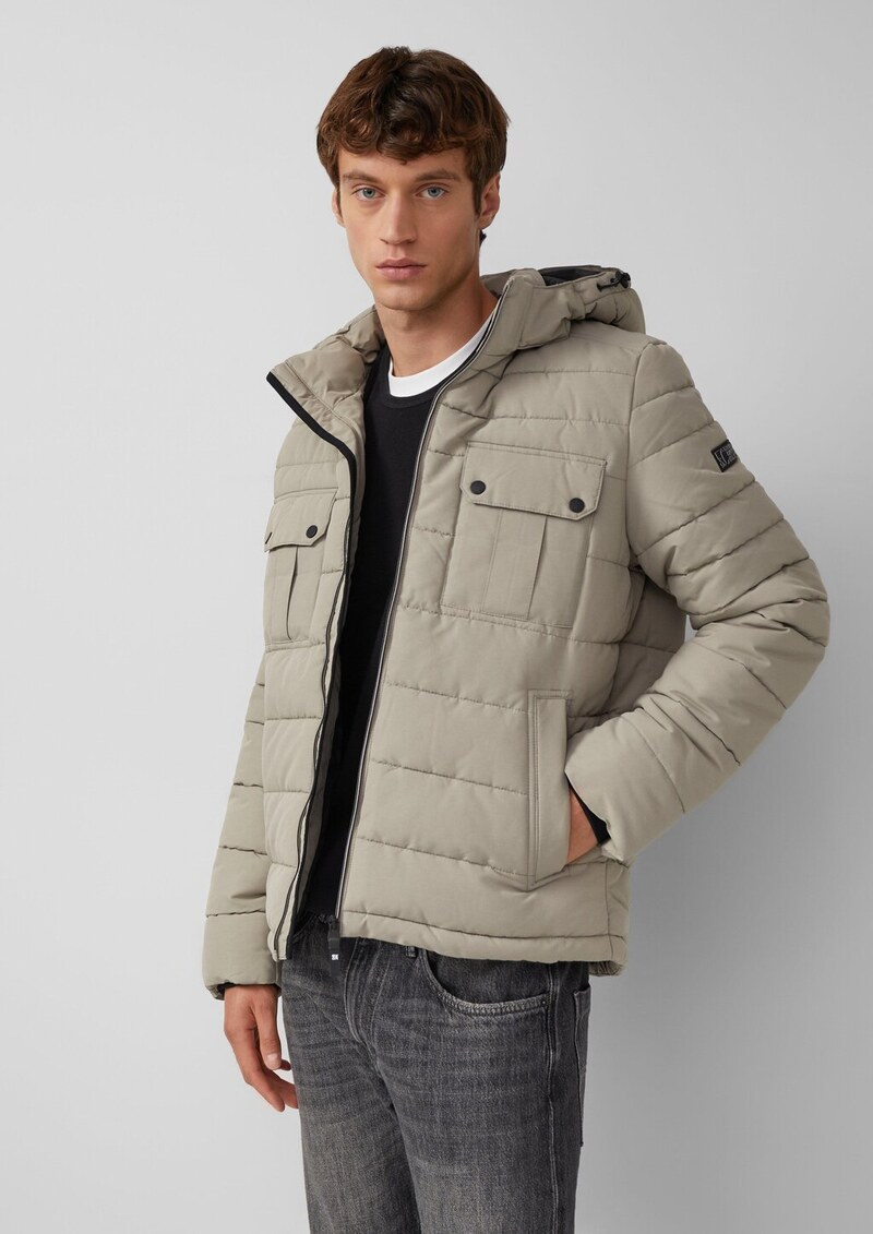 Sportive Puffer-Jacke mit abnehmbarer Kapuze