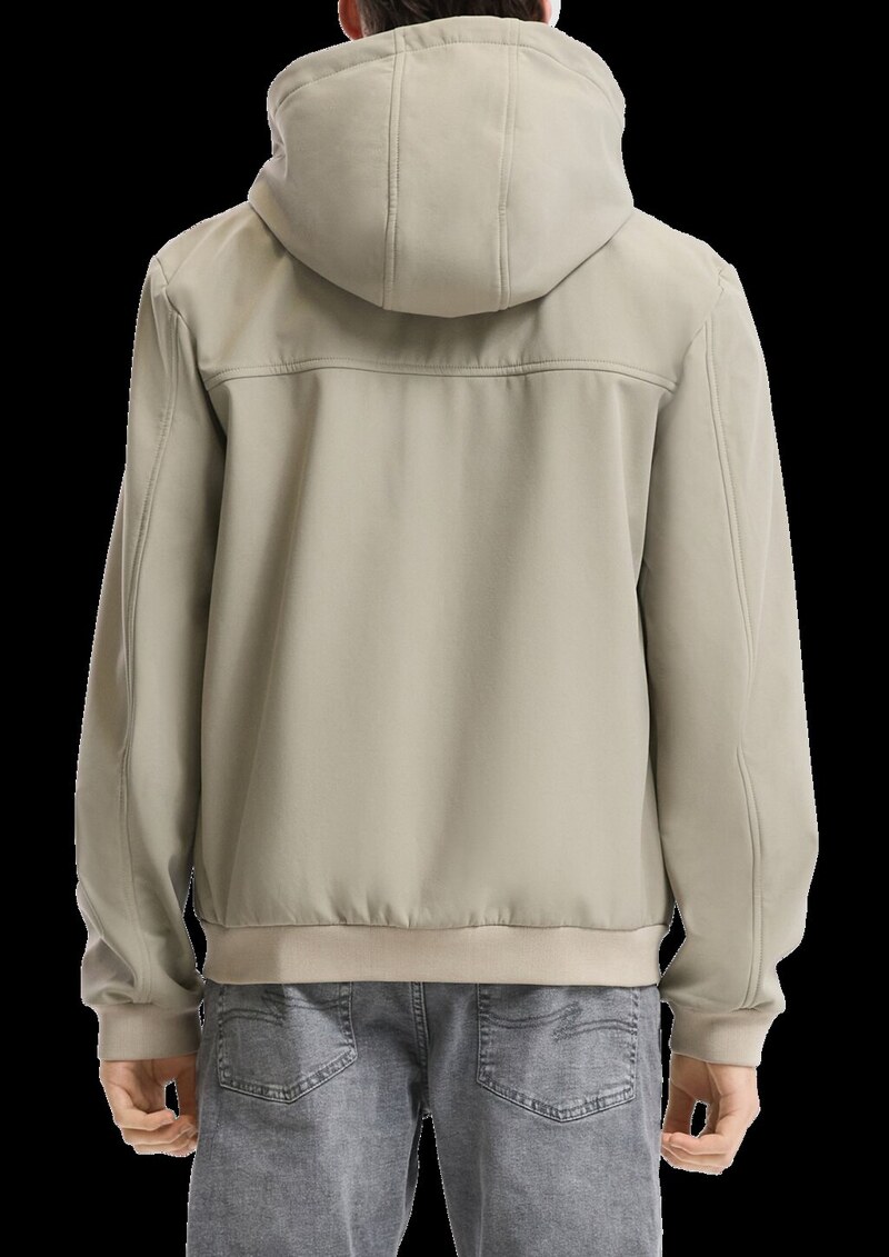 Softshelljacke mit Reißverschlusstaschen