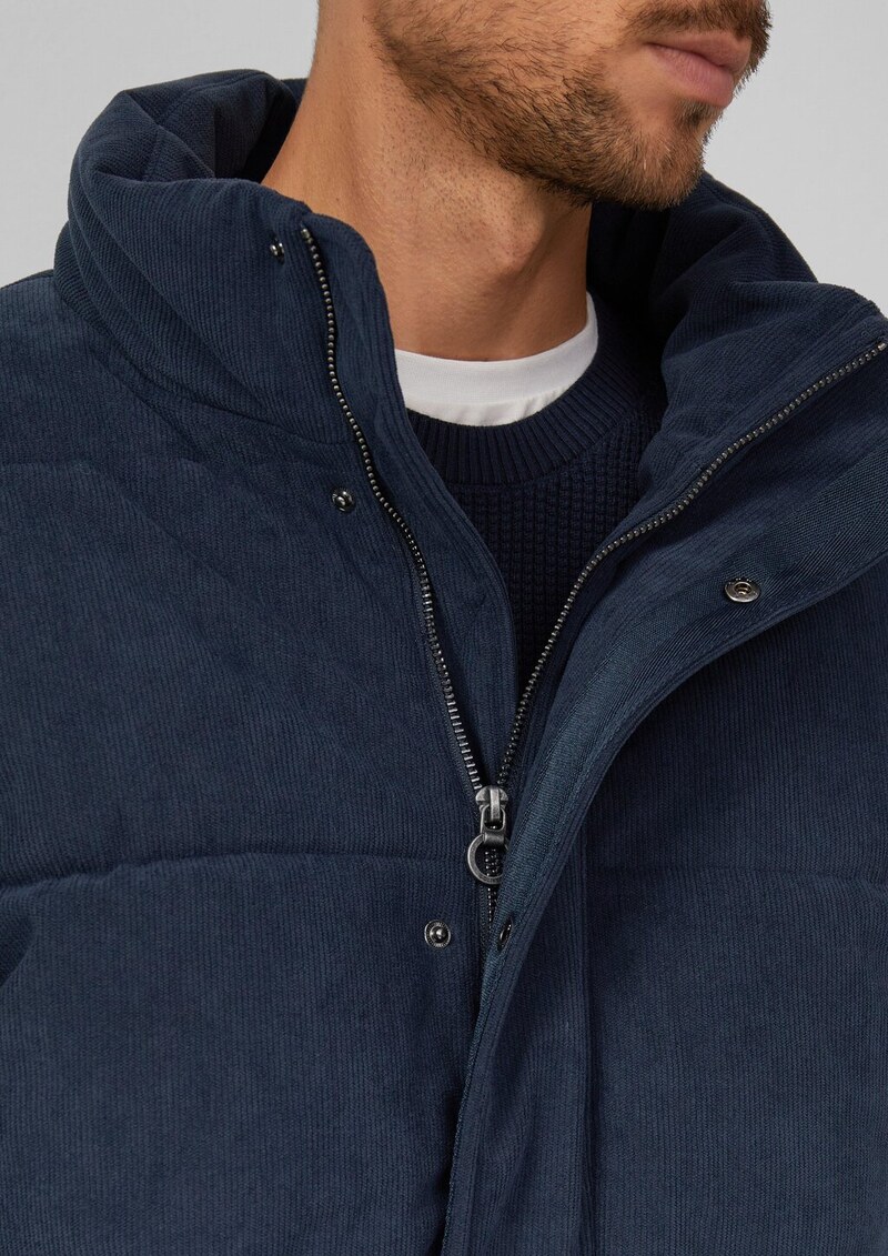 Cord-Pufferjacke mit sportiven Details