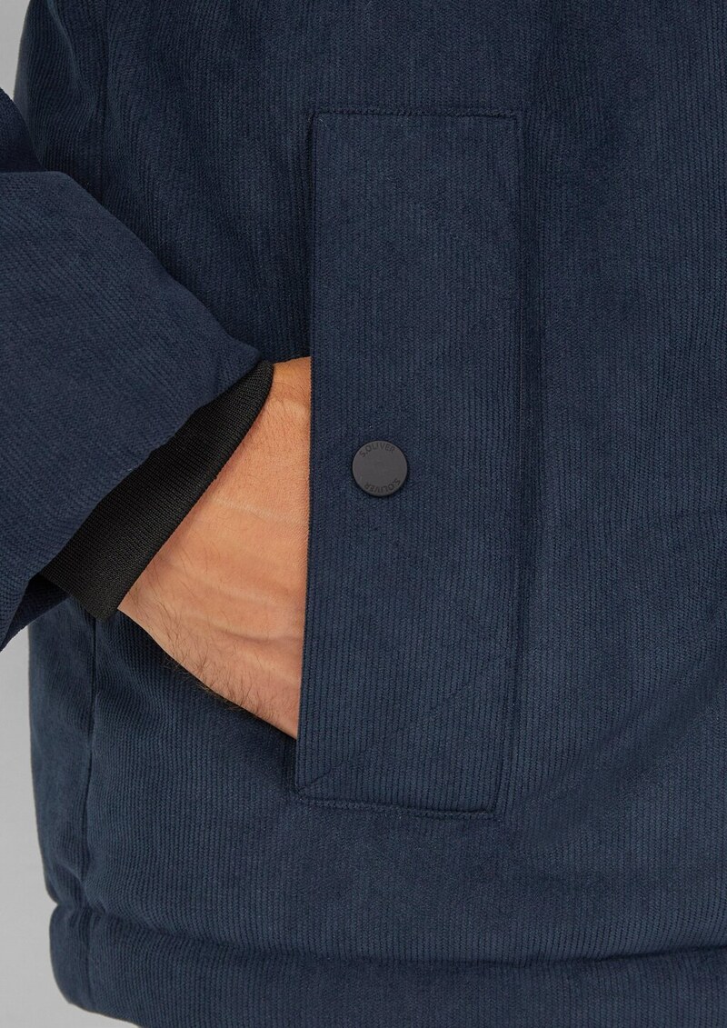 Cord-Pufferjacke mit sportiven Details