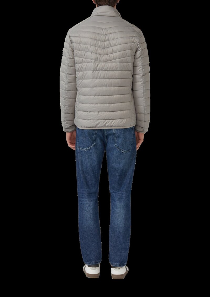 Leichte Steppjacke mit sportiven Kontrastdetails | 360° Circular Vision