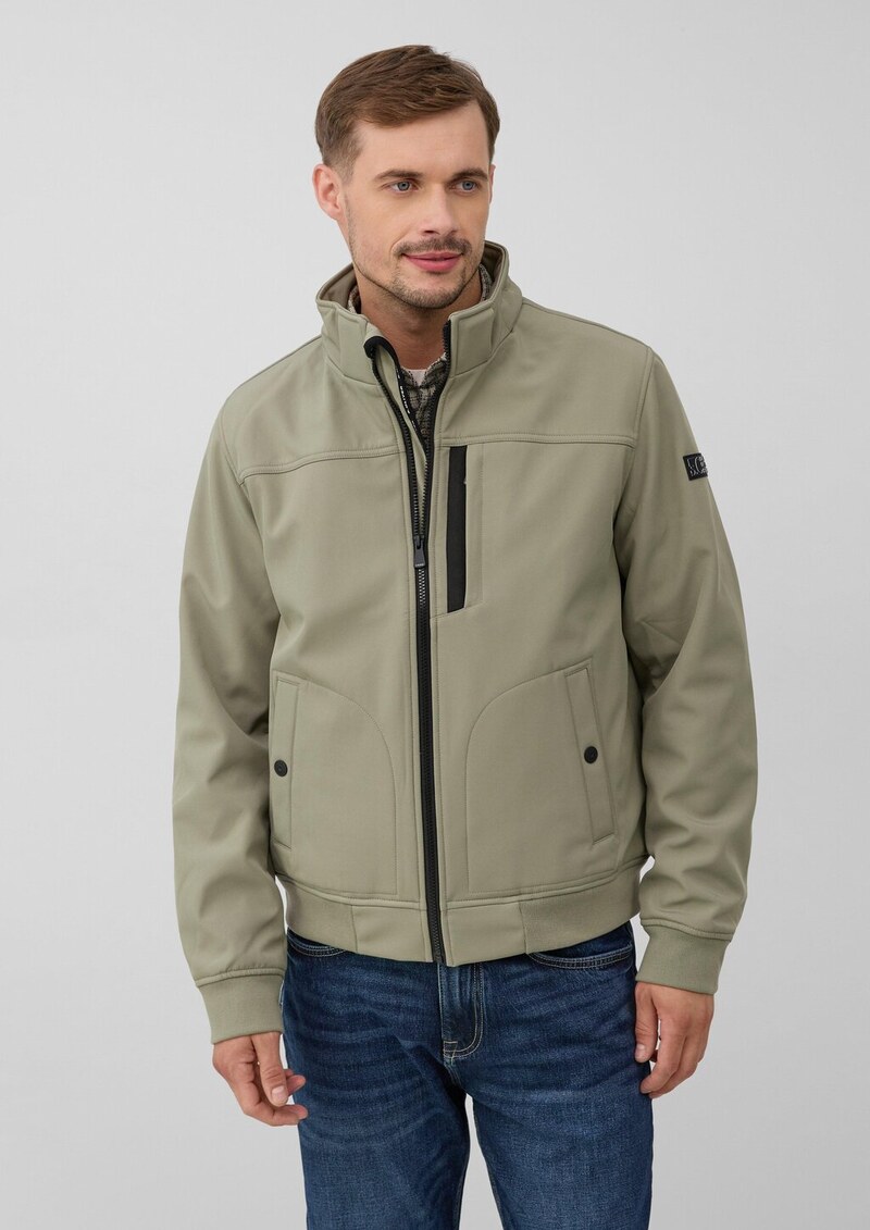 Wasserabweisende Softshell-Jacke mit abnehmbarer Kapuze