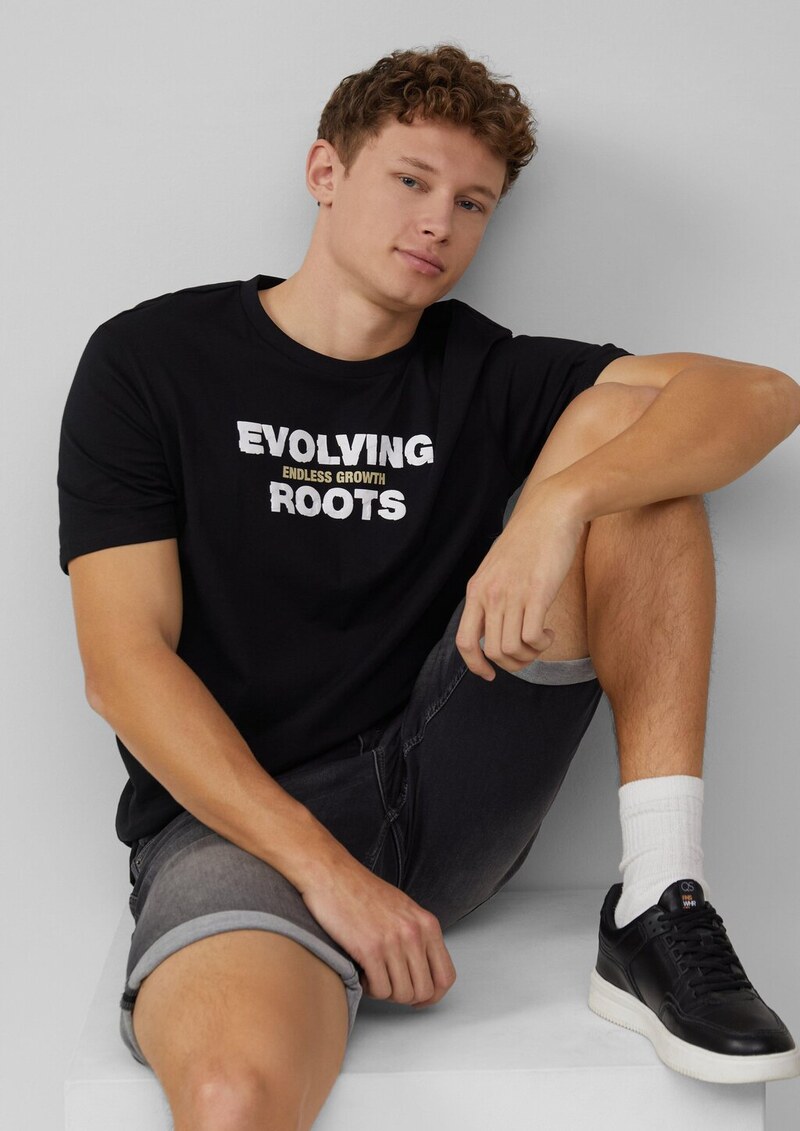 T-Shirt mit Frontprint