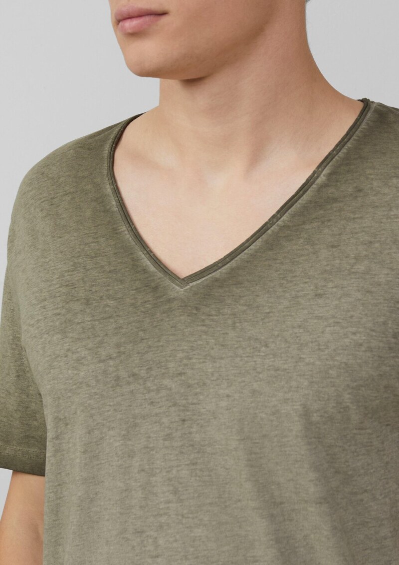 Gewaschenes T-Shirt mit Rollkante in Melange-Optik