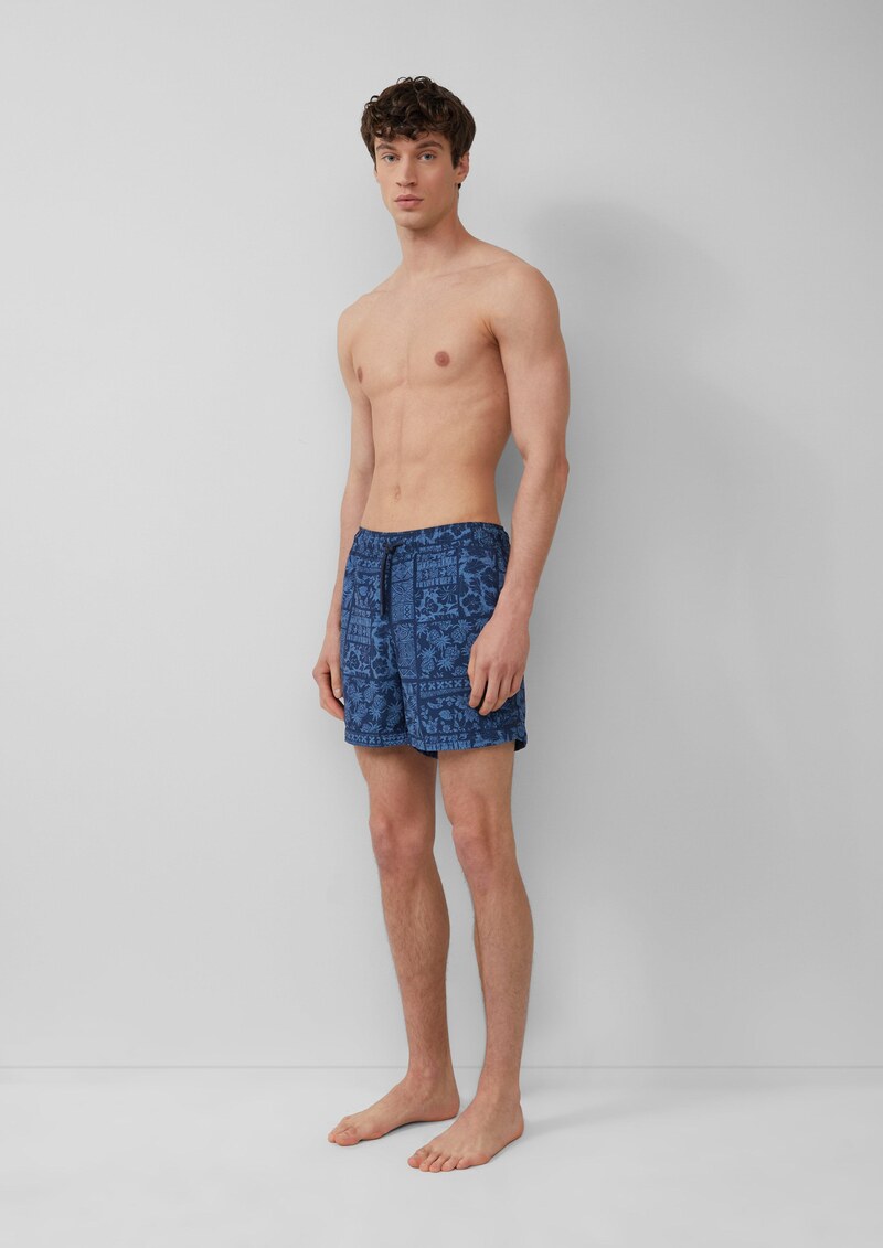 Badeshorts mit All-over-Print und Eingrifftaschen
